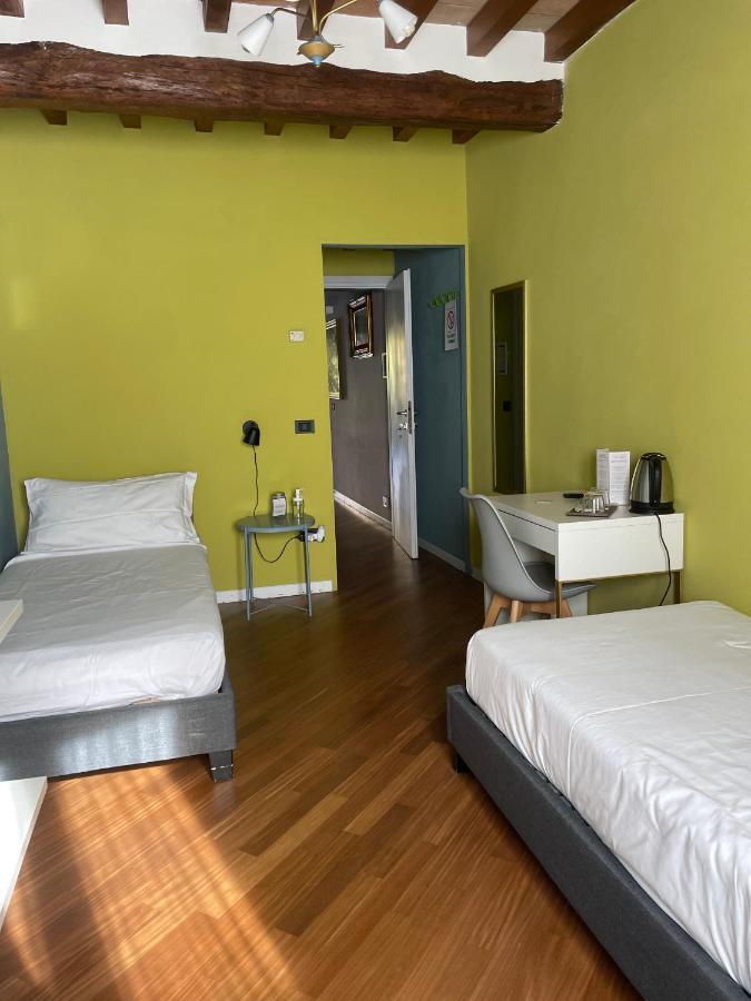 Le Camere Di Bsuites Affittacamere Parma Buitenkant foto