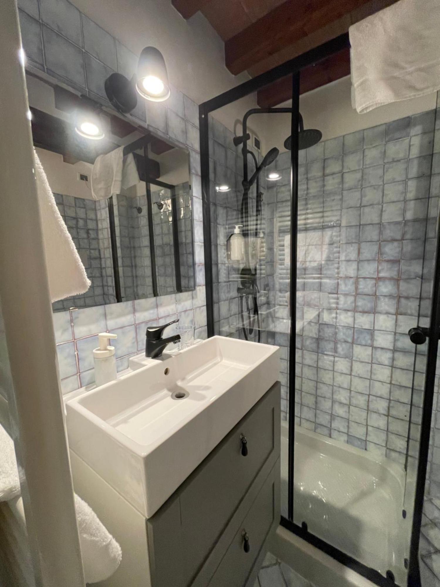 Le Camere Di Bsuites Affittacamere Parma Buitenkant foto