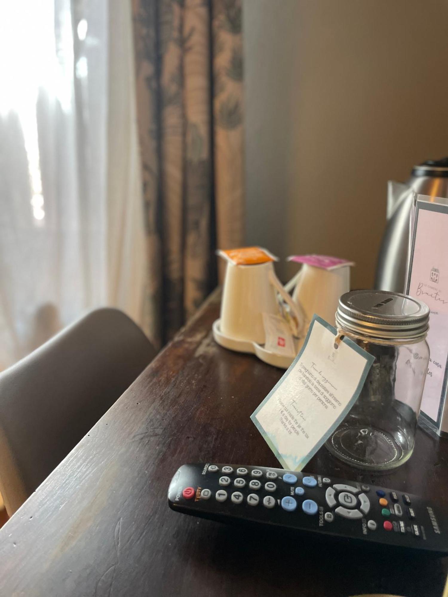 Le Camere Di Bsuites Affittacamere Parma Buitenkant foto
