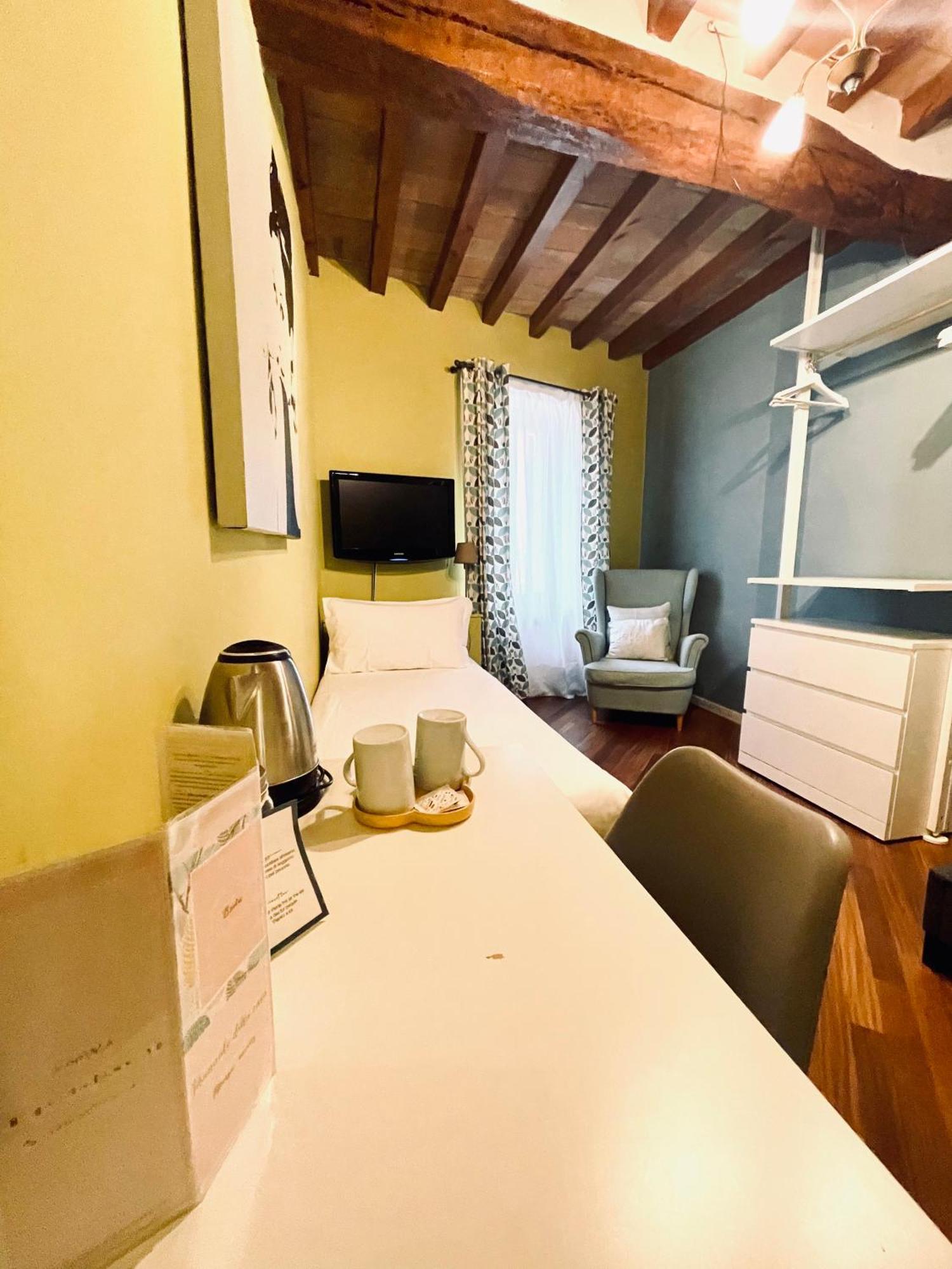 Le Camere Di Bsuites Affittacamere Parma Buitenkant foto